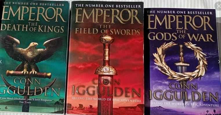 Saldos!!!   3  books written by  Conn Iggulden - about Julius Caesar- os 3 livros por 7 euros + portes