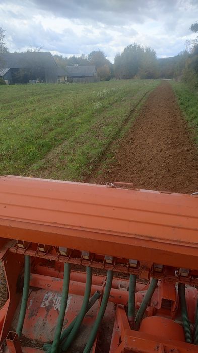 Usługi rolnicze Orka talerzowanie bijakowa glebogryzarka.