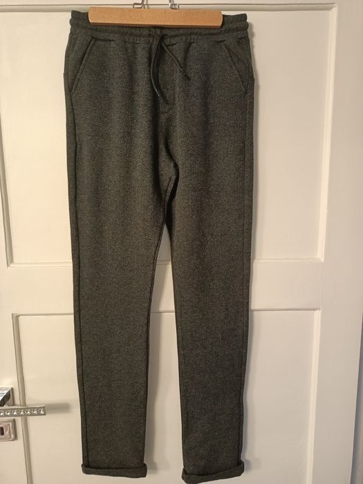 Spodnie młodzieżowe chłopak 164 cm wygodne