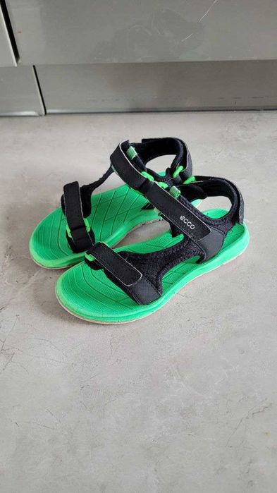 Сандали босоножки фирмы Ecco для мальчика размер 30