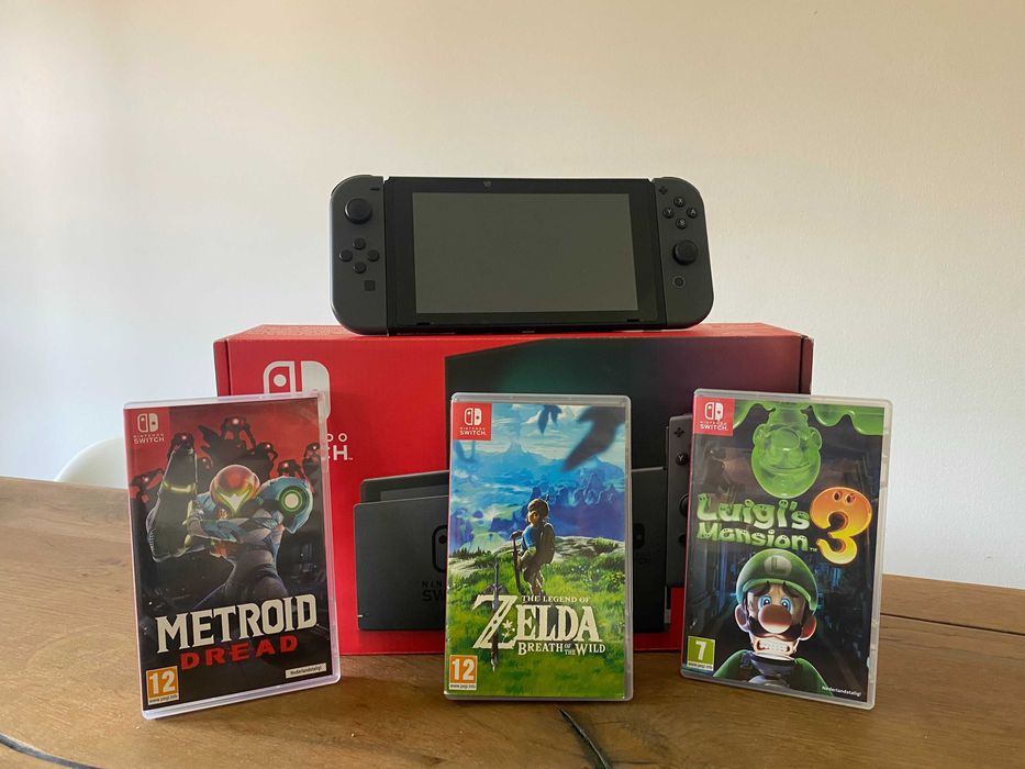 Nintendo Switch (LCD 2019) + 3 jogos + acessórios + caixa