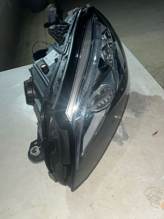 Farol Mercedes-Benz C Class W205 LCI 2018 - MULTIBEAM LED headlights