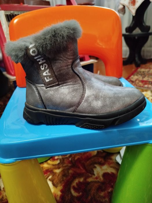 Кросівки дитяче також зимове взуття для хлопчика,дівчинки в садочок