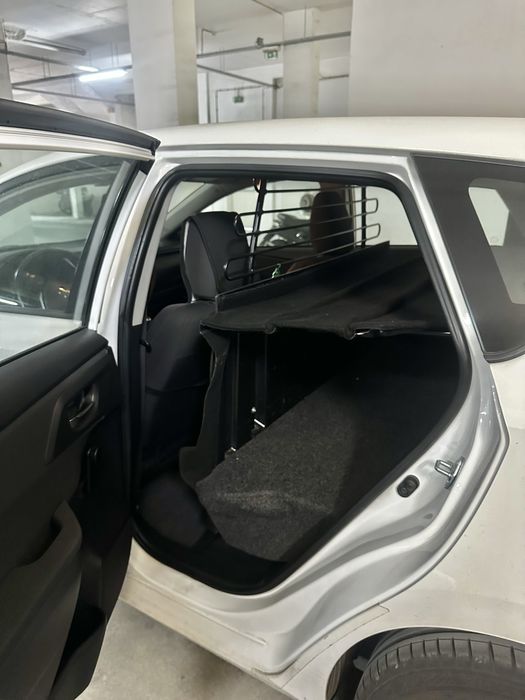 Toyota Auris comercial 1.4 Diesel