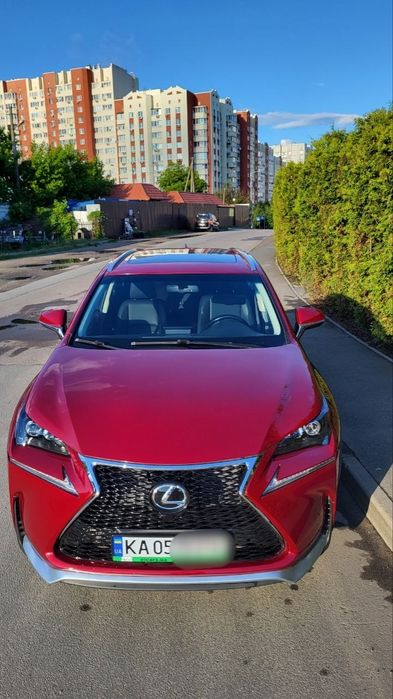 Lexus nx 200t чорний шкіряний салон,лед оптіка,панорама,коробка автомат,підігрів сидінь.