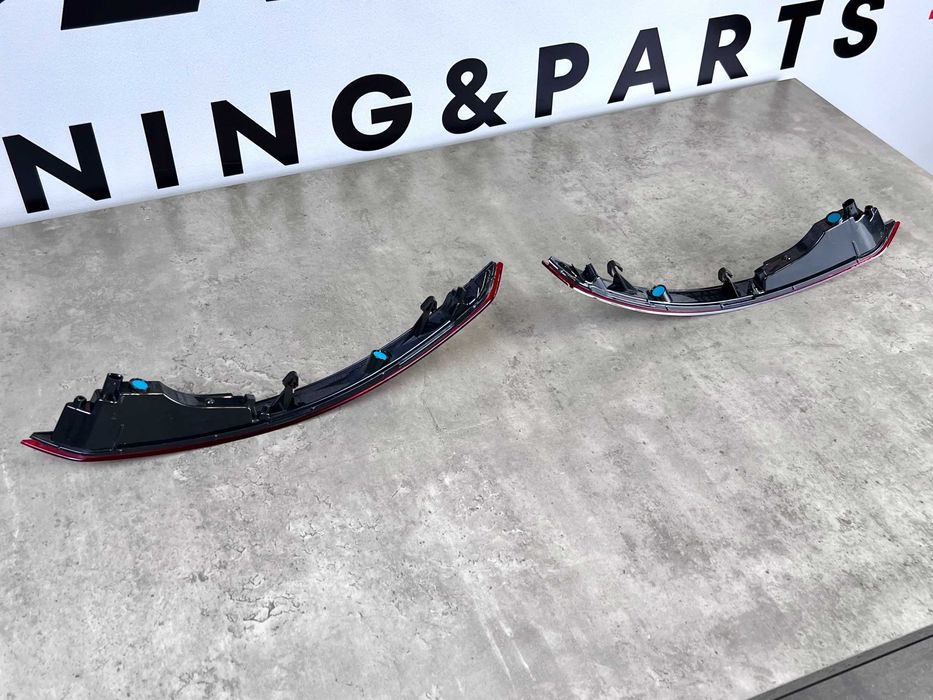 Відбивач ( катафот ) - S Line - AUDI Q8 - 4M8945701 / 4M8945702