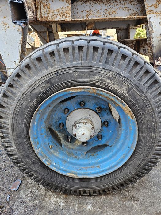 Koło opona 12,5-20 Brandys  felga BSS