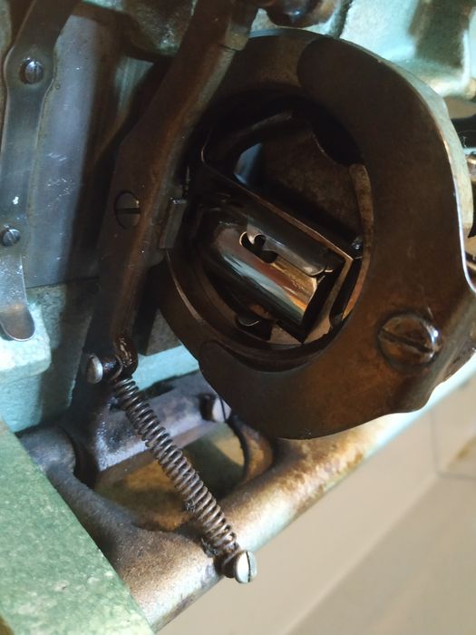 Máquina de costura adler coser extra grosso cabedal lonas  sintos e ou