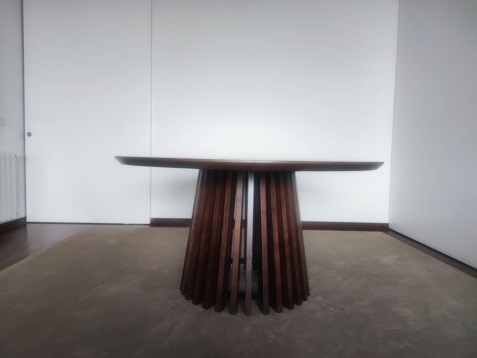 Mesa de jantar redonda