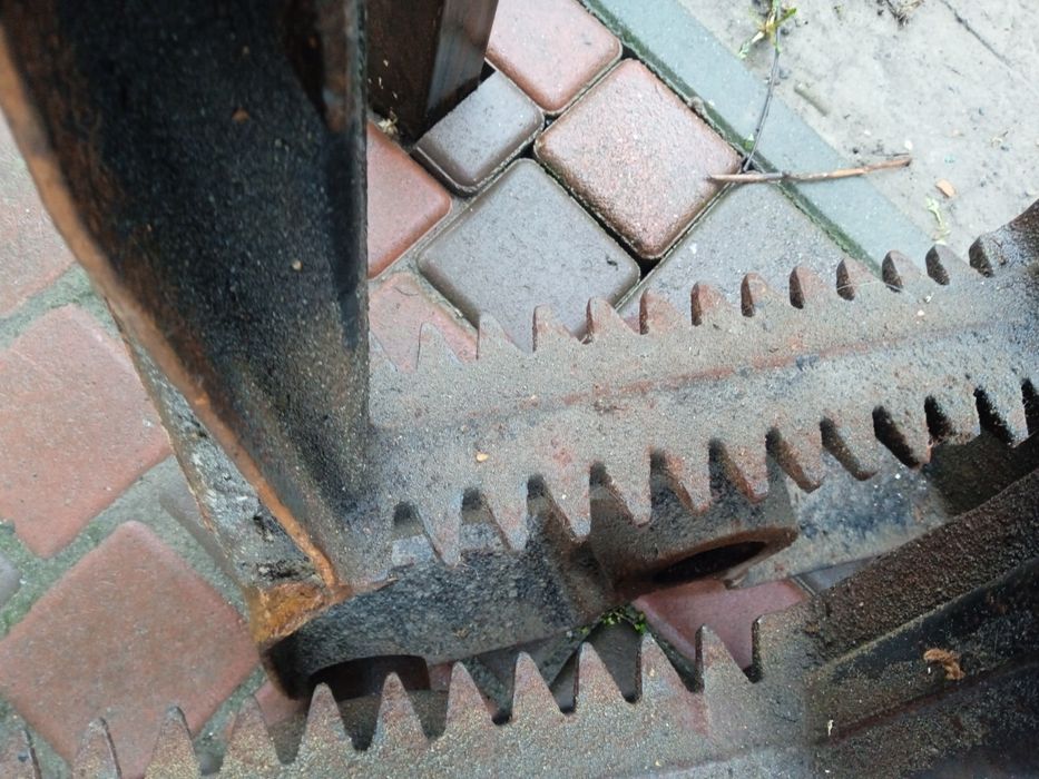 Секции КЧМ, ребра, запчасти.