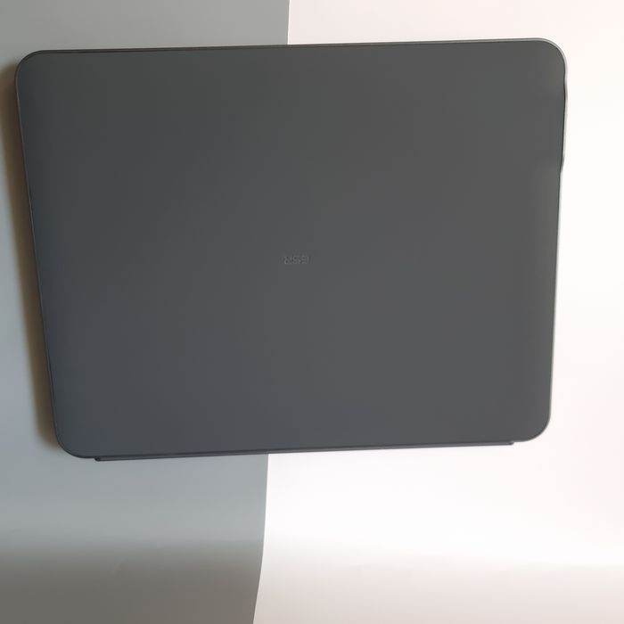 ESR Shift Series Etui z klawiaturą do iPad Pro 13" (M5/M4) – ciemnoszare