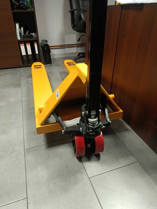 Paleciak Wózek paletowy ręczny