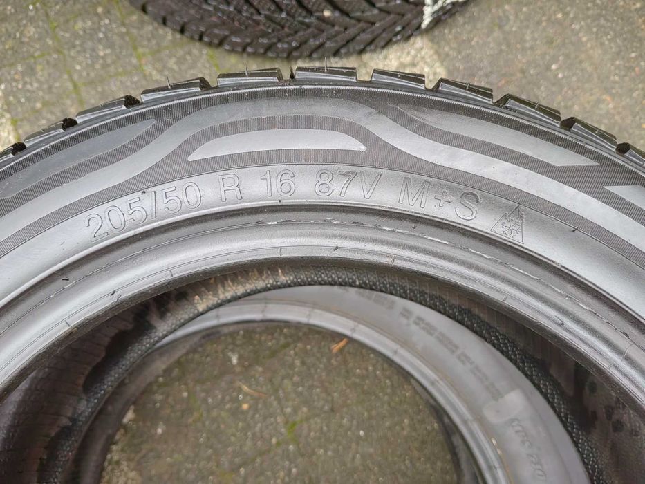 205/50R16 87V Vredestein Quatrac 3 opona pojedyncza całoroczna