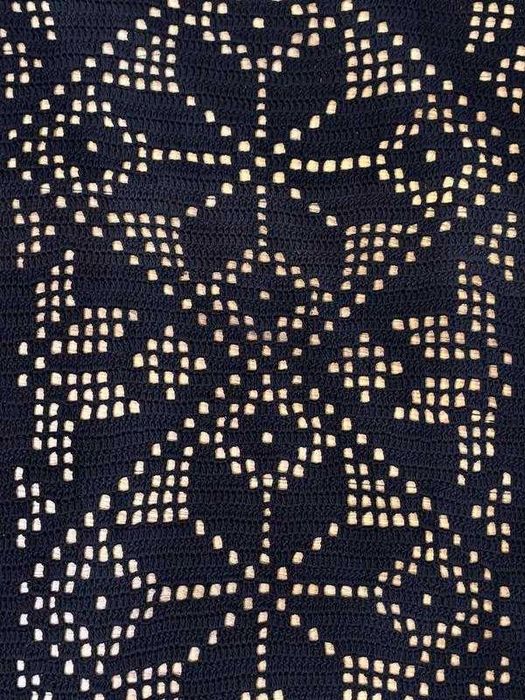 Чорна припинда, чорний фартух, український орнамент