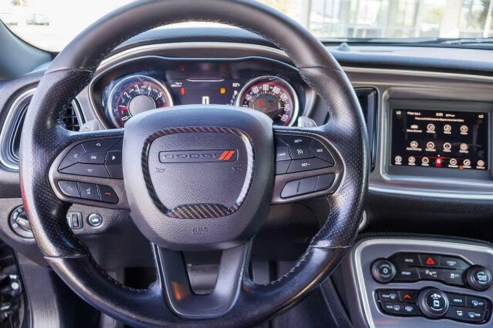 Dodge Challenger RT      2020