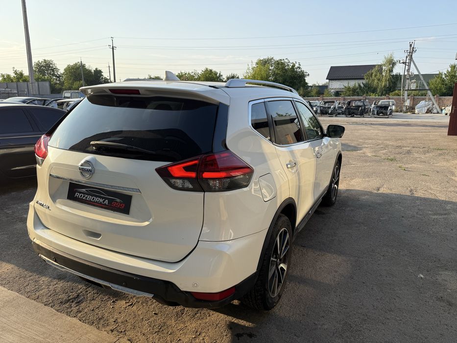 Розборка Nissan Rogue шрот запчастини бампер фара двері X-Trail T32 17-21р рестайлінг розбірка Рог фонарь салон кришка багажника QAB дверь Х трейл Т32