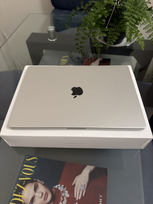 Macbook M3 Pro 16” 18gb 512gb Venda Urgente