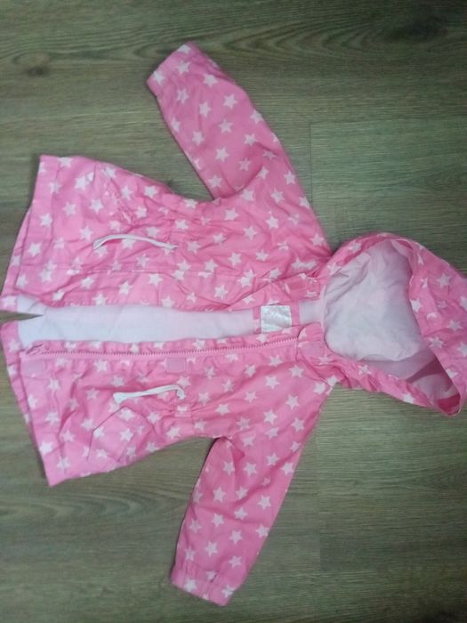 Куртка вітковка для дівчинки розмір 80см