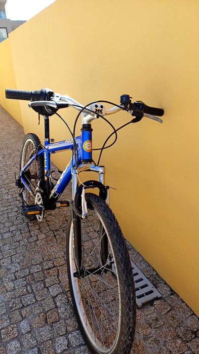 Bicicleta atiel roda 24