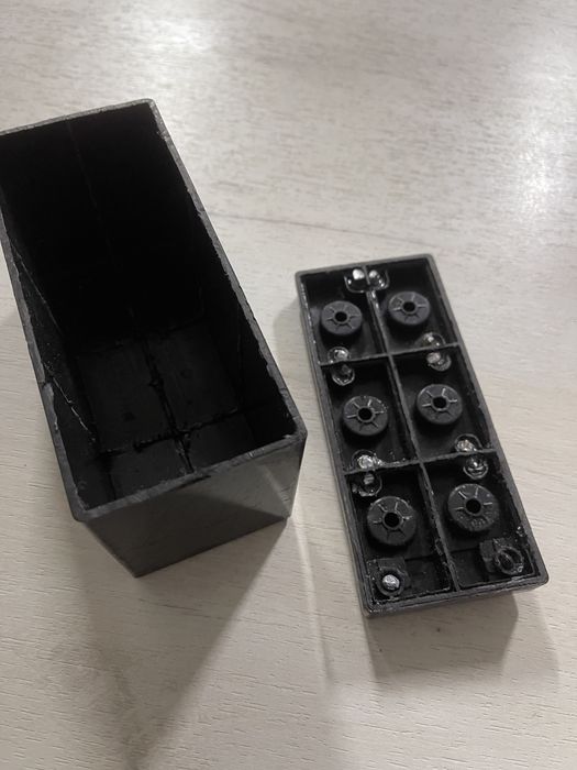 Корпус от аккумулятора 12V (AGM/GEL) — под сборки 18650, 21700