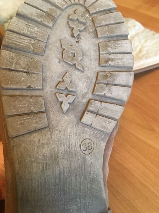 Kozaki zamszowe damskie