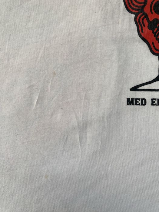 Biały T-shirt z czaszką, rozmiar L