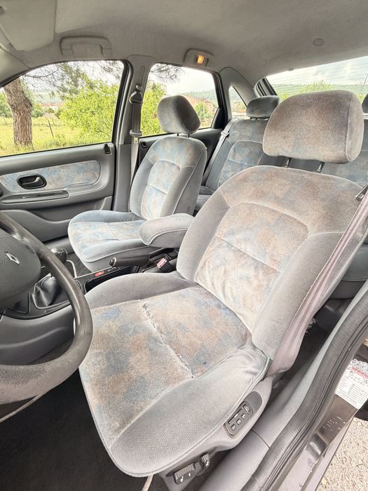 Renault Laguna RXE