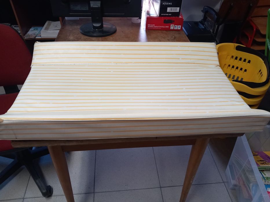 Trocador de Fraldas - 81x48cm