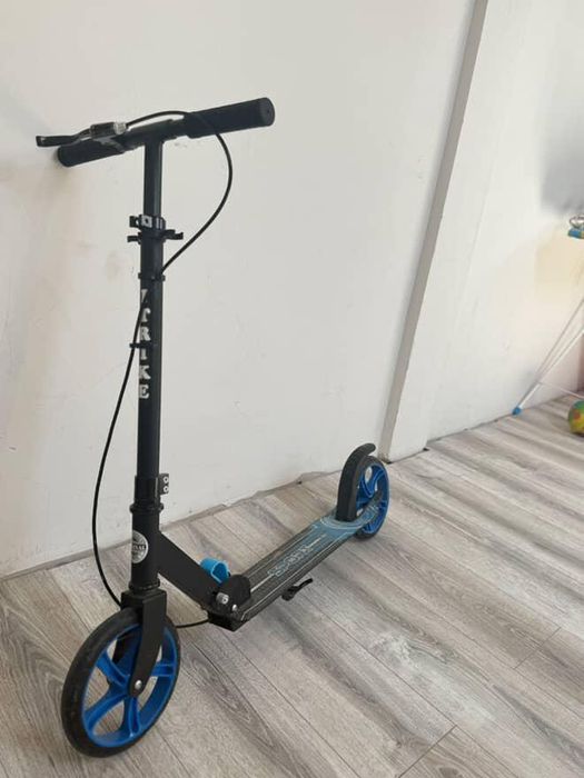 Ліжко дитяче в спальню