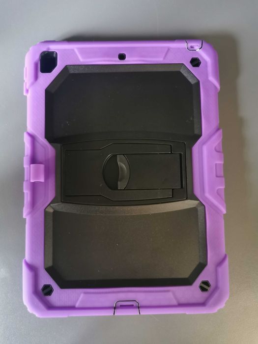Etui Pancerne na iPad 10.2 cale