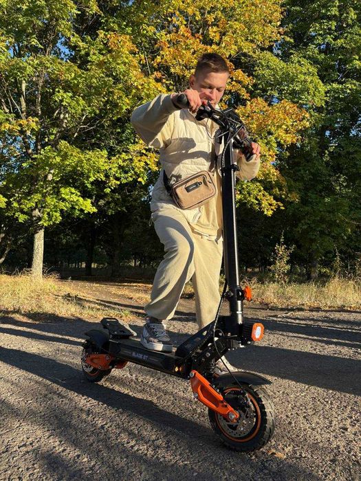 НОВИНКА! Електросамокат GIANT Blade GT Pro Sport  1600W 18Ah 2026 Чорний