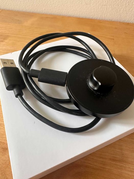 Oura Ring Gen3 Horizon Gold – Tamanho 8 + Carregador /Size 8 + Charger