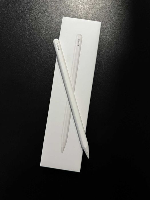 iPad Air 5 (A2588) M1 64 GB Wi-Fi + Apple Pencil 2 + Etui Spigen