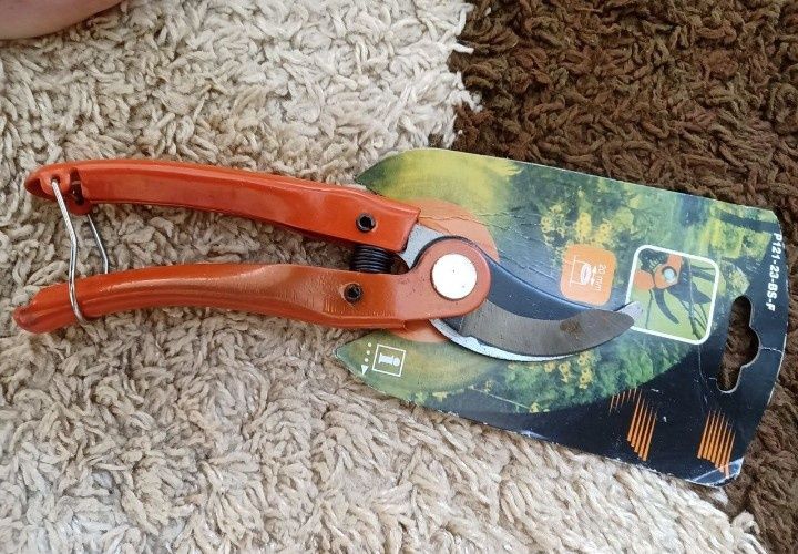 Секатор садовый bacho