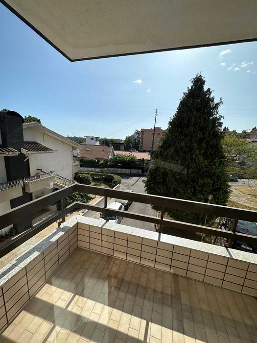 Quarto com varanda para alugar