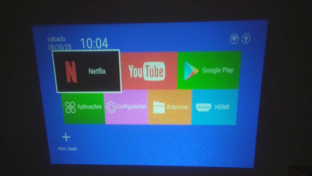 Projetor Mini LED AMX100 NOVO – Wi-Fi + HDMI/USB | Cinema em Casa