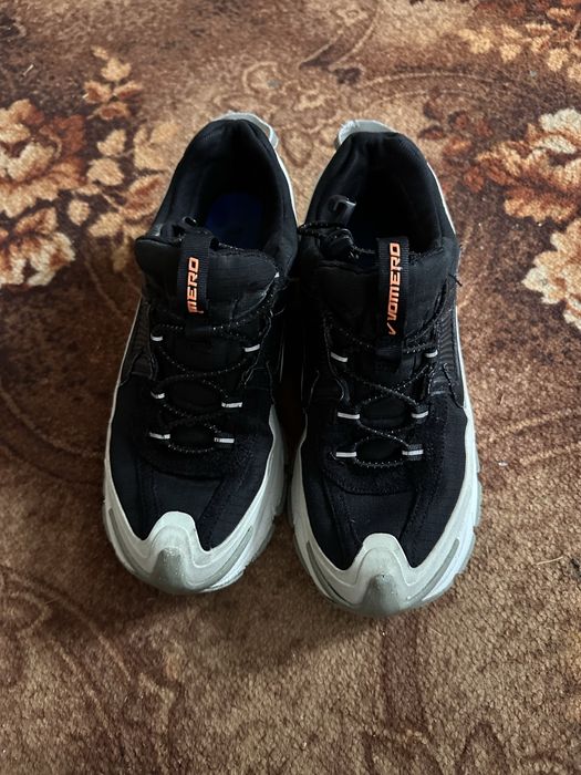 Nike zoom Vomero 5