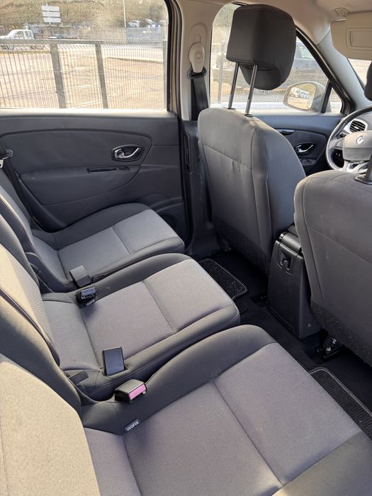 RENAULT GRAND SCENIC 1.5DCI