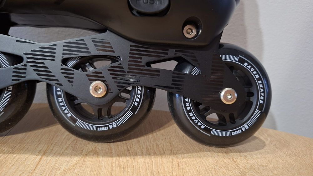 Rolki Raven Skates Black 42–45 – NOWE, NIEUŻYWANE