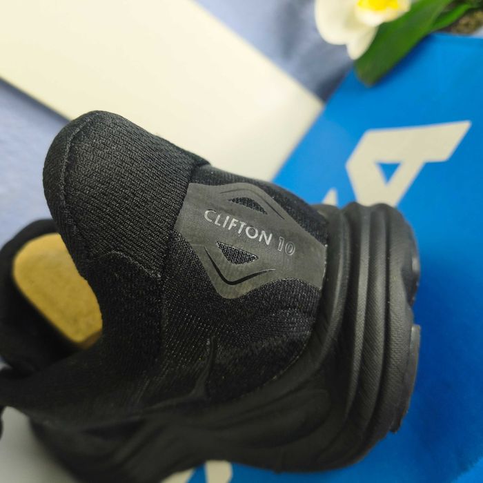 Sapatilhas Hoka Clifton 10