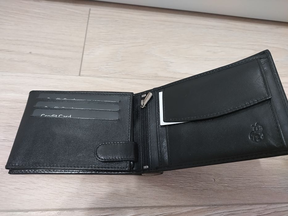Portfel męski skórzany nowy Semi Line