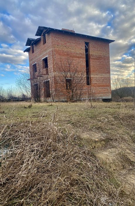 Продаж Дуплекс,  3х пов. Будинок  340м2 с. Деревʼяна, м. Київ 29 км.