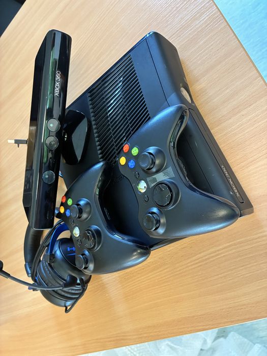 Xbox 360S asus bose sluchawki