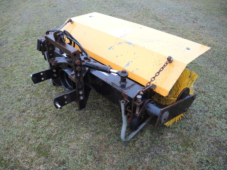 Zamiatarka czołowa wom szczotka gmr 150 cm