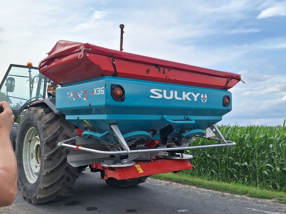 Rozsiewacz do nawozów, sulky x36 waga komputer