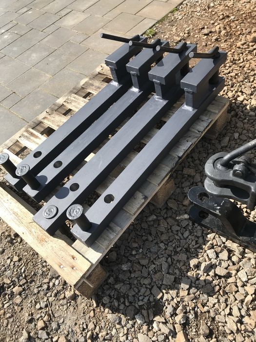 Zaczep dolny polowy mf case reno renault claas ursus massey Śrubstok