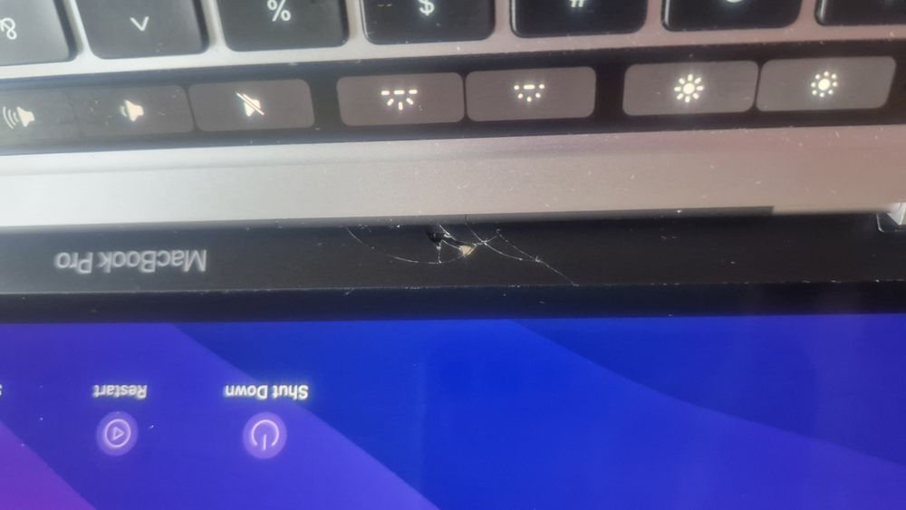 Mcbook 13 Pro 2020r.