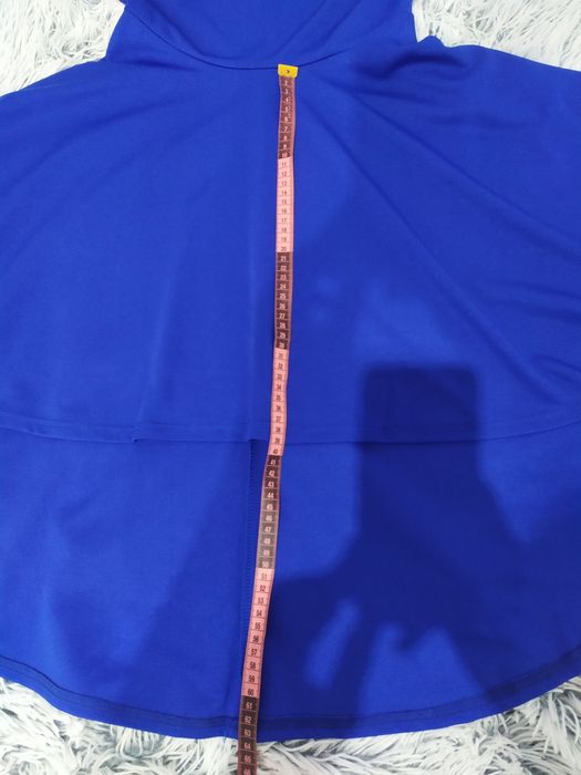 Chabrowa sukienka wieczorowa S dłuższy tył