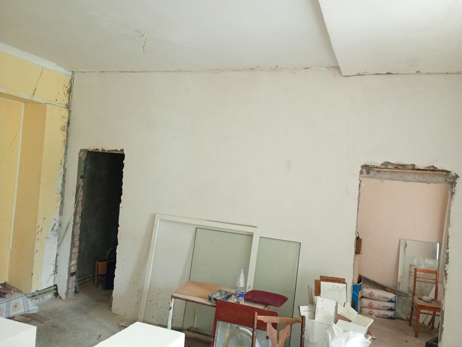 Продаж фасадного приміщення.