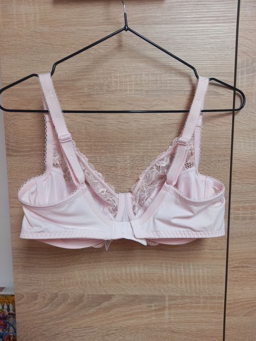 Biustonosz stanik powder pink Marks & Spencer  80 C